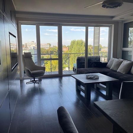 3Bedroom Smarthome Apartment Ζιελόνα Γκόρα Εξωτερικό φωτογραφία